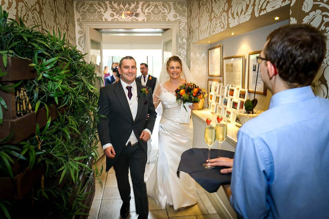 Riverside-House-Hotel-wedding-048